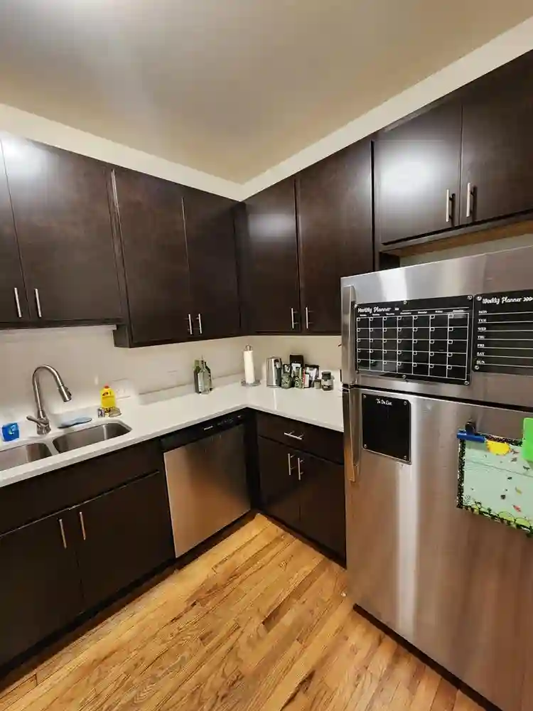 Looking For Roommate