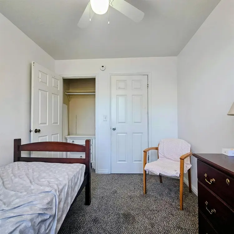 Room for rent - $550 /mo ✨️