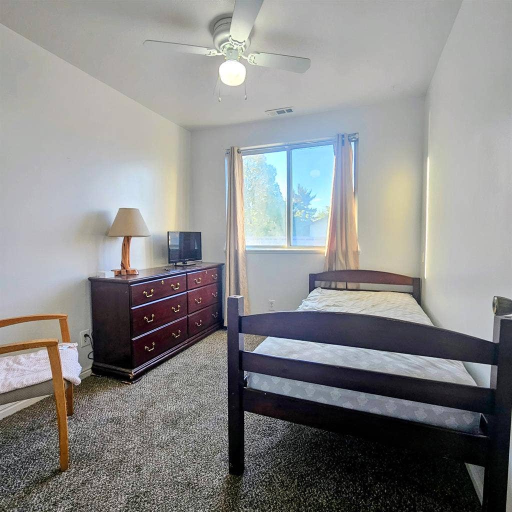 Room for rent - $550 /mo ✨️