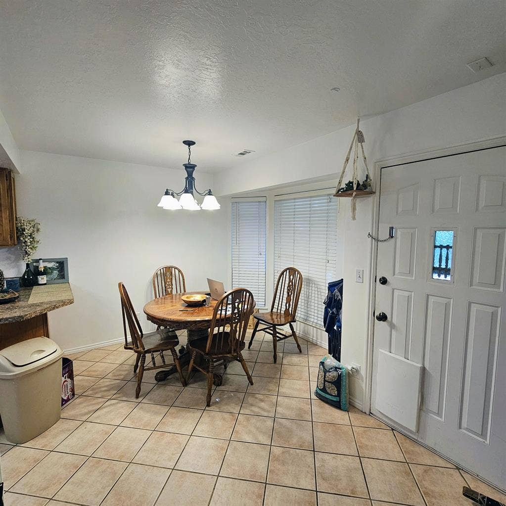 Room for rent - $550 /mo ✨️