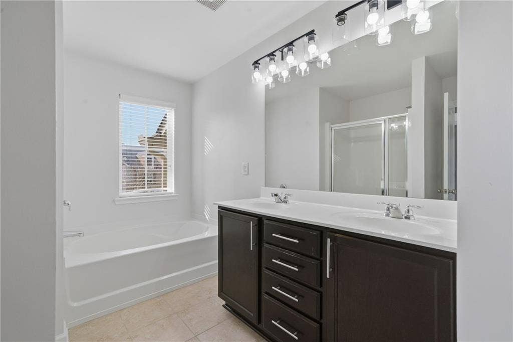 3 BR in Lilburn
