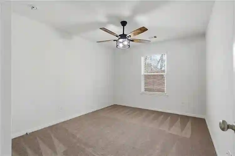 3 BR in Lilburn