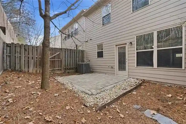 3 BR in Lilburn