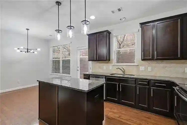 3 BR in Lilburn