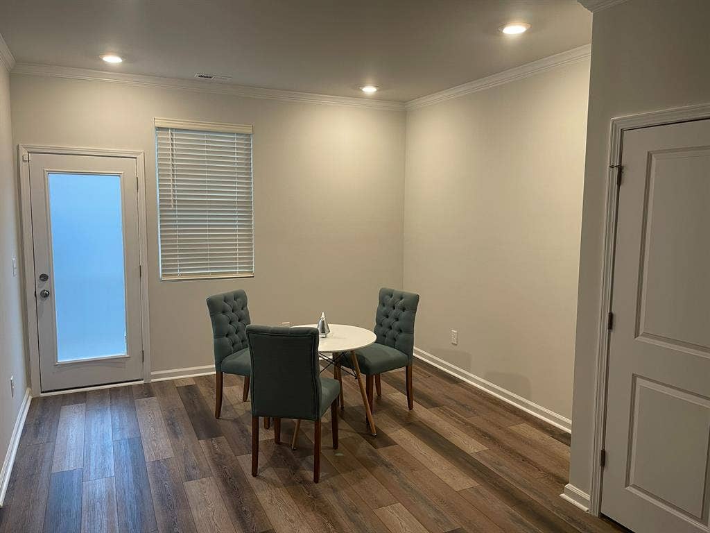 3 BR in Raleigh