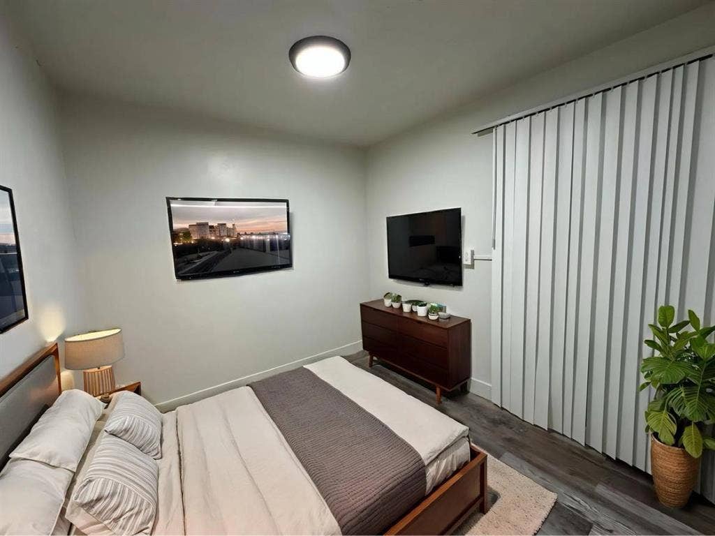 1 bedroom with all Utilitiess