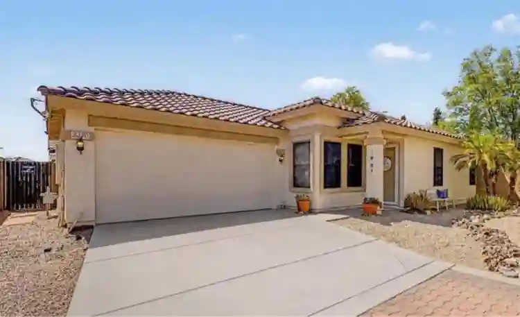 Room for Rent in South Chandler