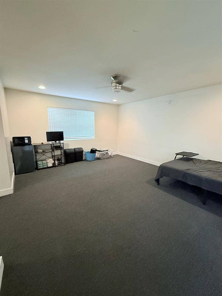Room with Private Bathroom for rent