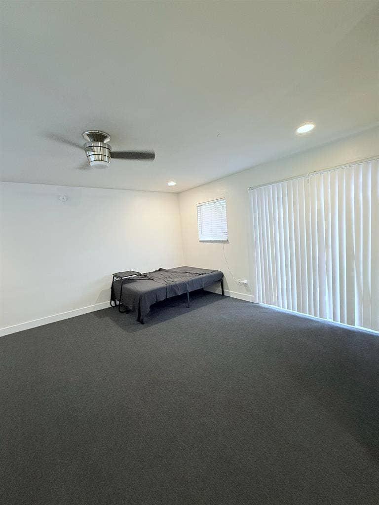 Room with Private Bathroom for rent