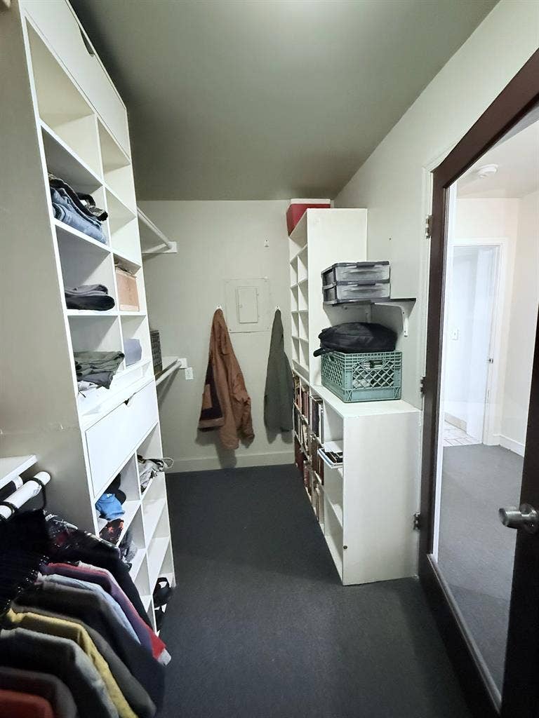 Room with Private Bathroom for rent