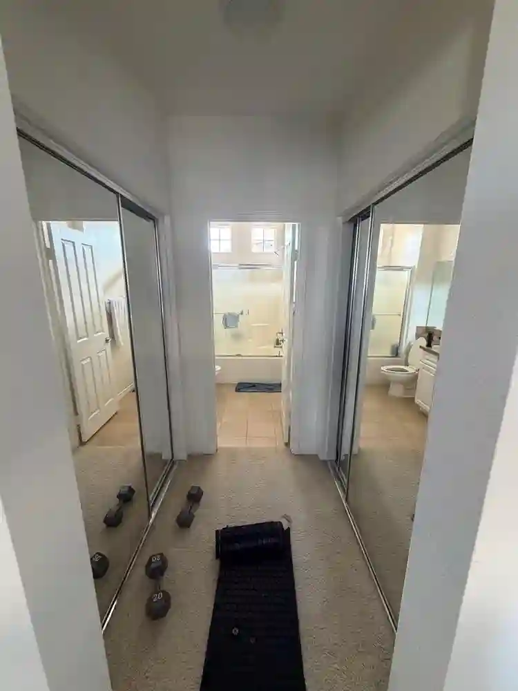 Master bedroom + private en-suite
