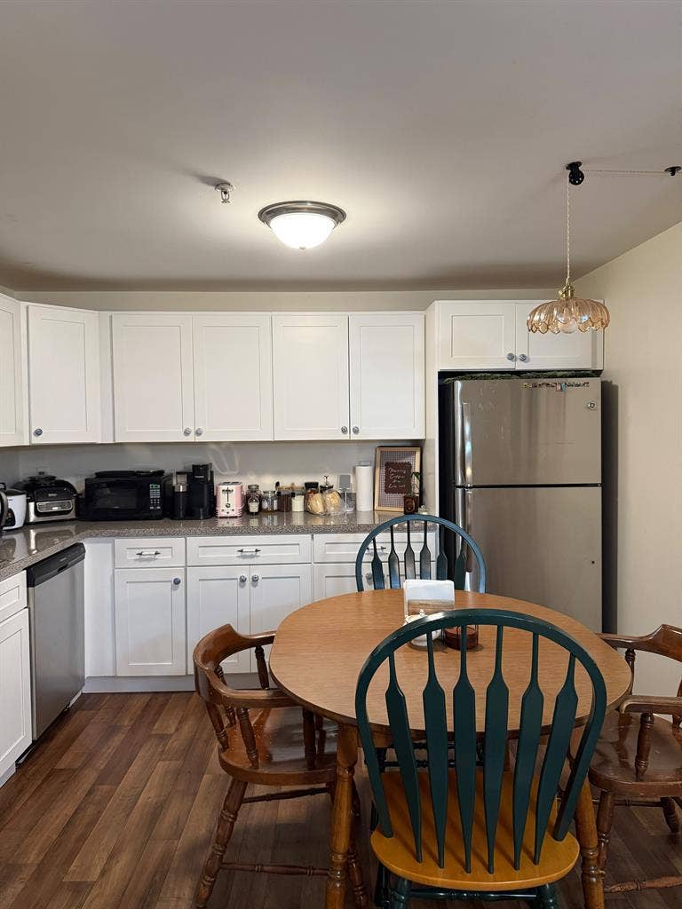Private Room for Rent – Lowell, MA