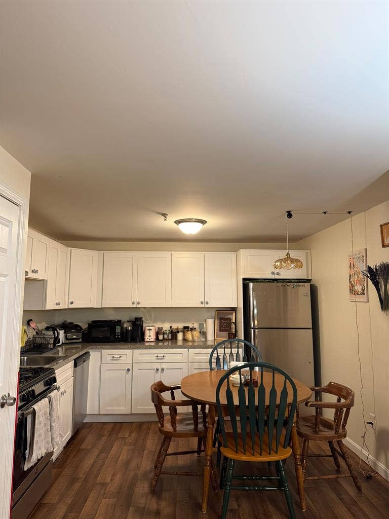 Private Room for Rent – Lowell, MA