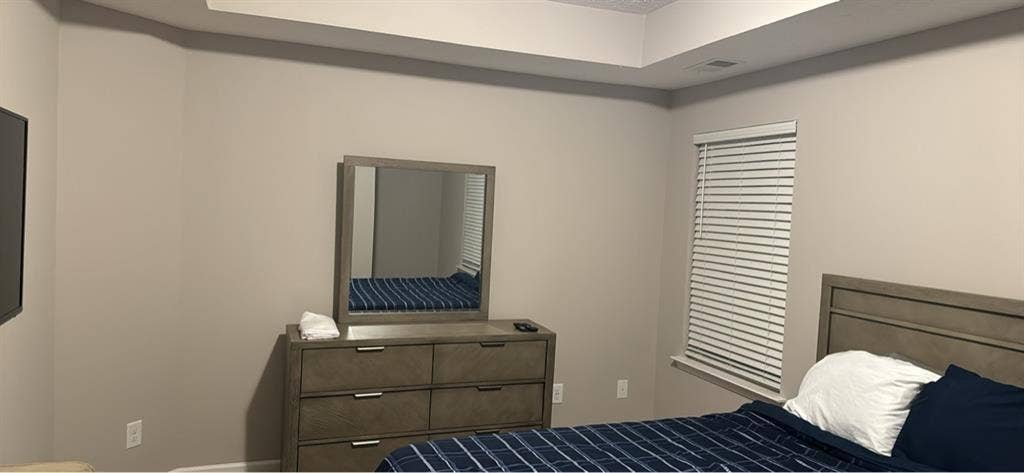 Large Private Room/Bathroom