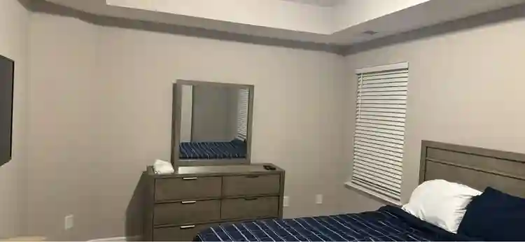 Large Private Room/Bathroom