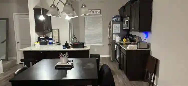 Large Private Room/Bathroom