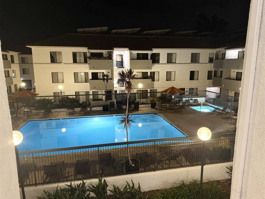 Coastal Life Solana Beach Master BR