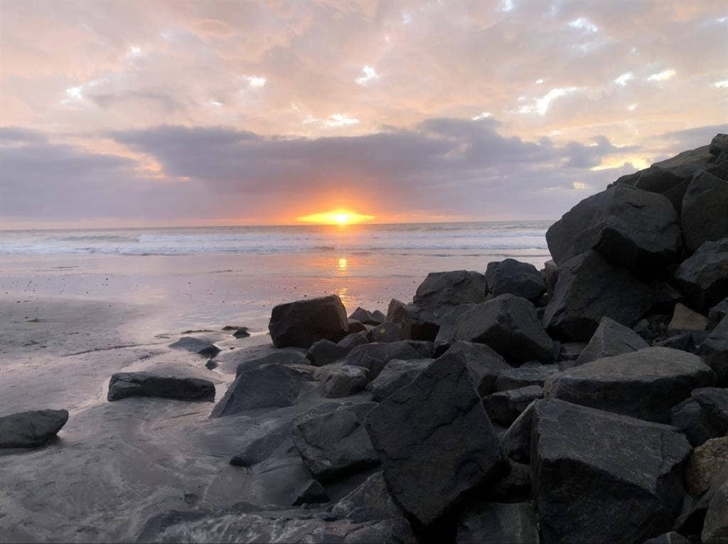 Coastal Life Solana Beach Master BR