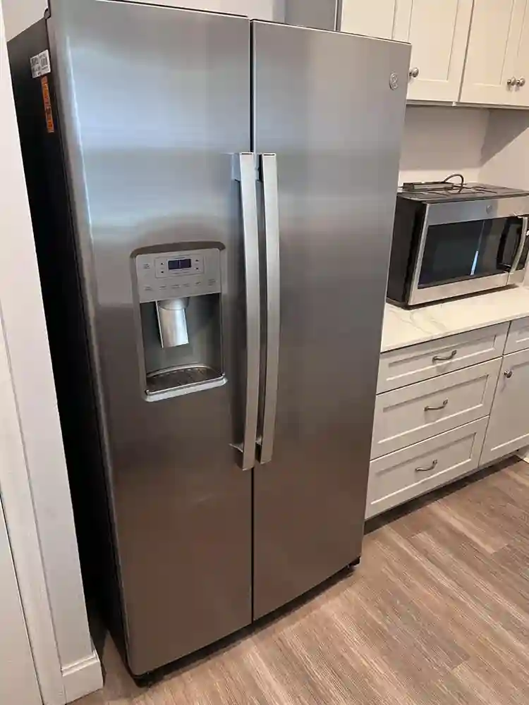 3 Bedroom (Free Wi-Fi) & No Deposit