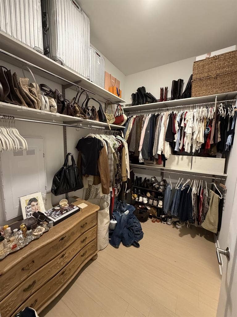 Furnished Luxury 2BR/2BA Sublease