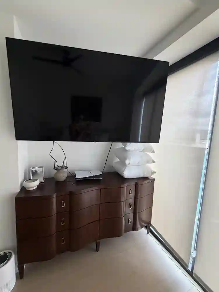 Furnished Luxury 2BR/2BA Sublease