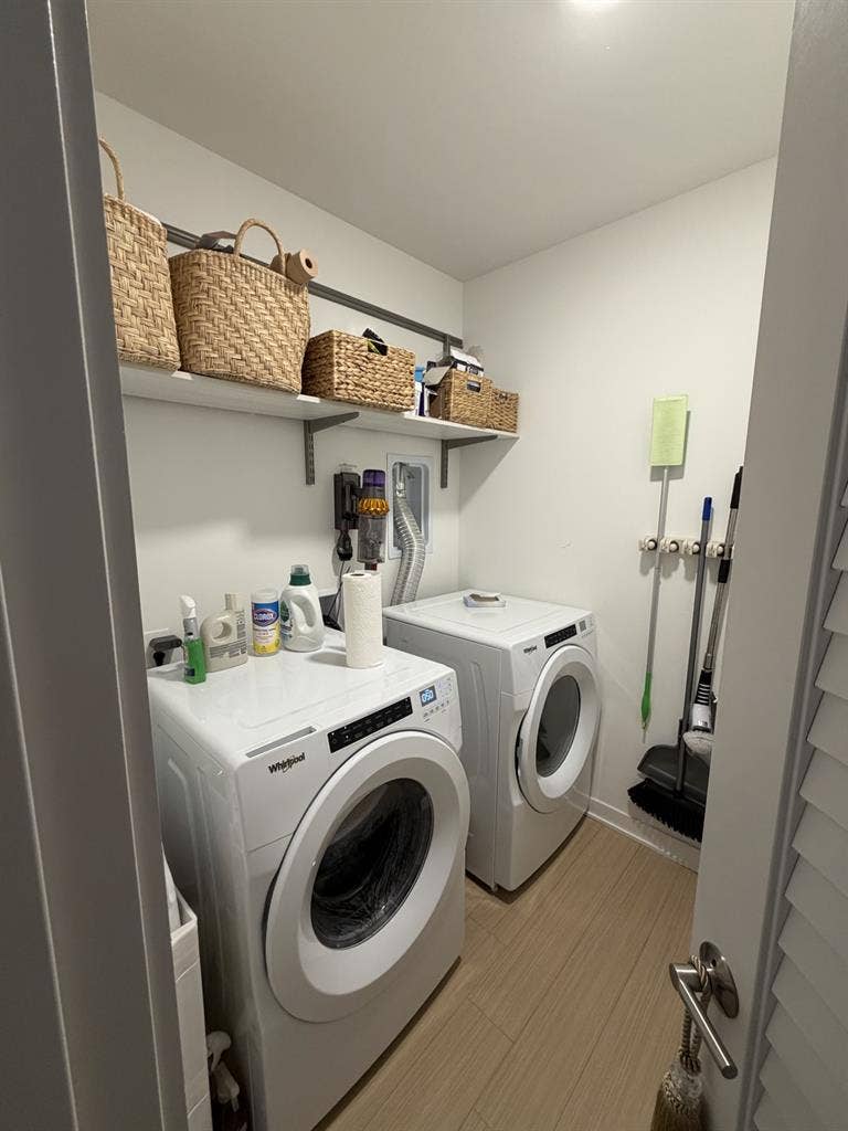 Furnished Luxury 2BR/2BA Sublease