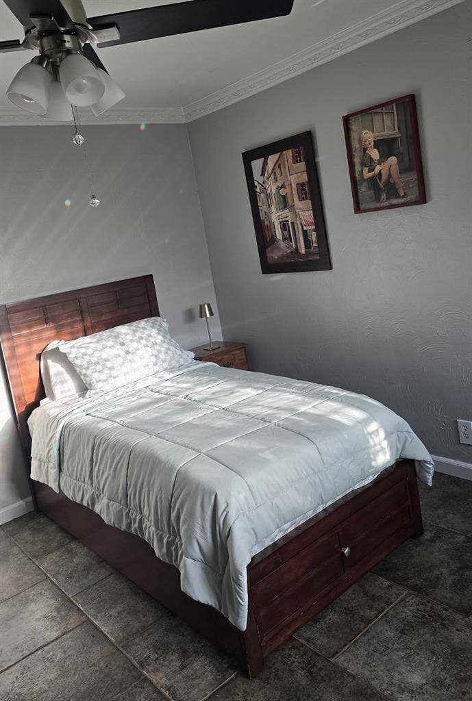 Room for rent