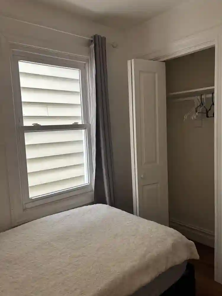 I rent the room in my apartment