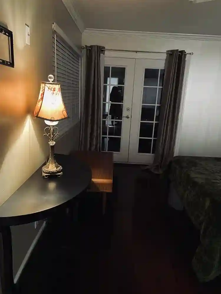 Master bedroom for rent