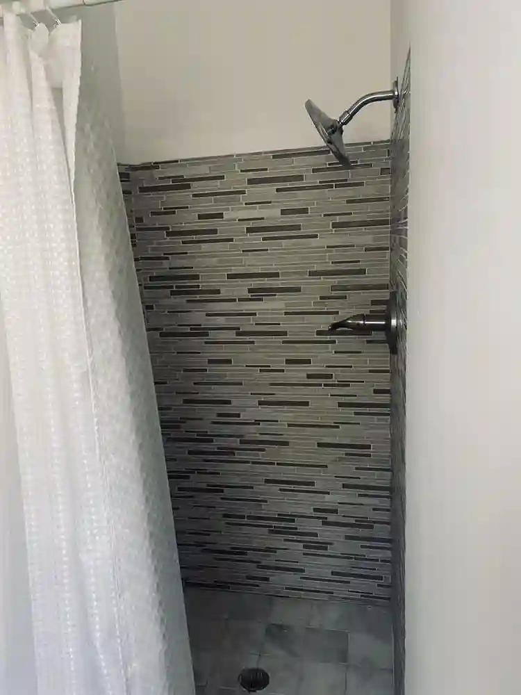 Master bedroom for rent