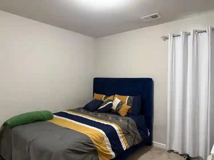 Private room for rent