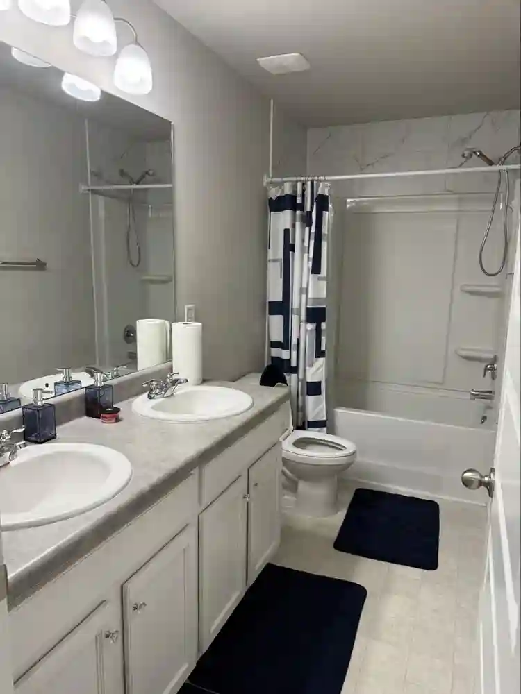 Private room for rent