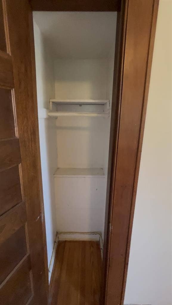 Spacious Private Room for Rent!