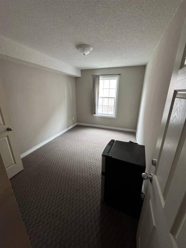 Female WLU Student ONLY