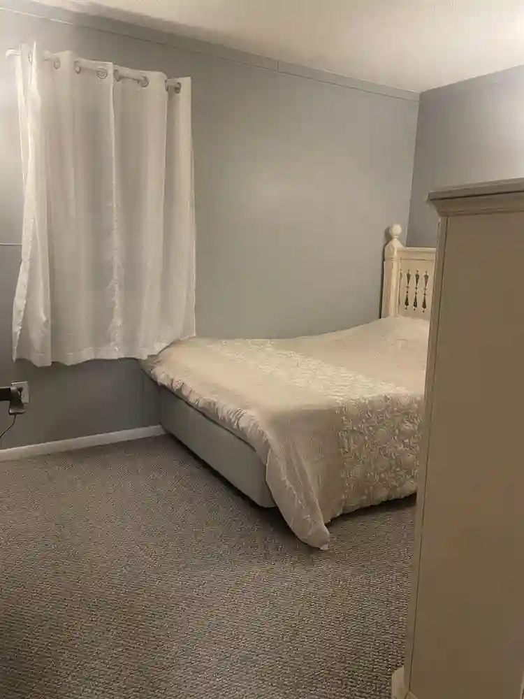 Private Furnished Room