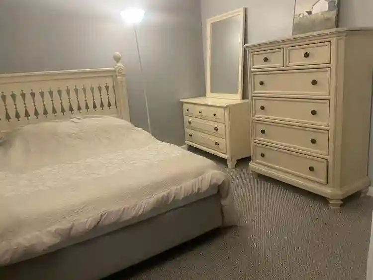 Private Furnished Room