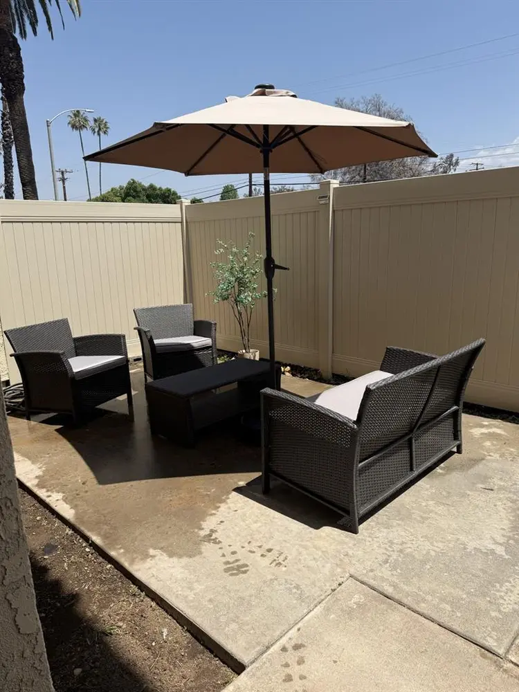 Large Room! Located in Redlands!