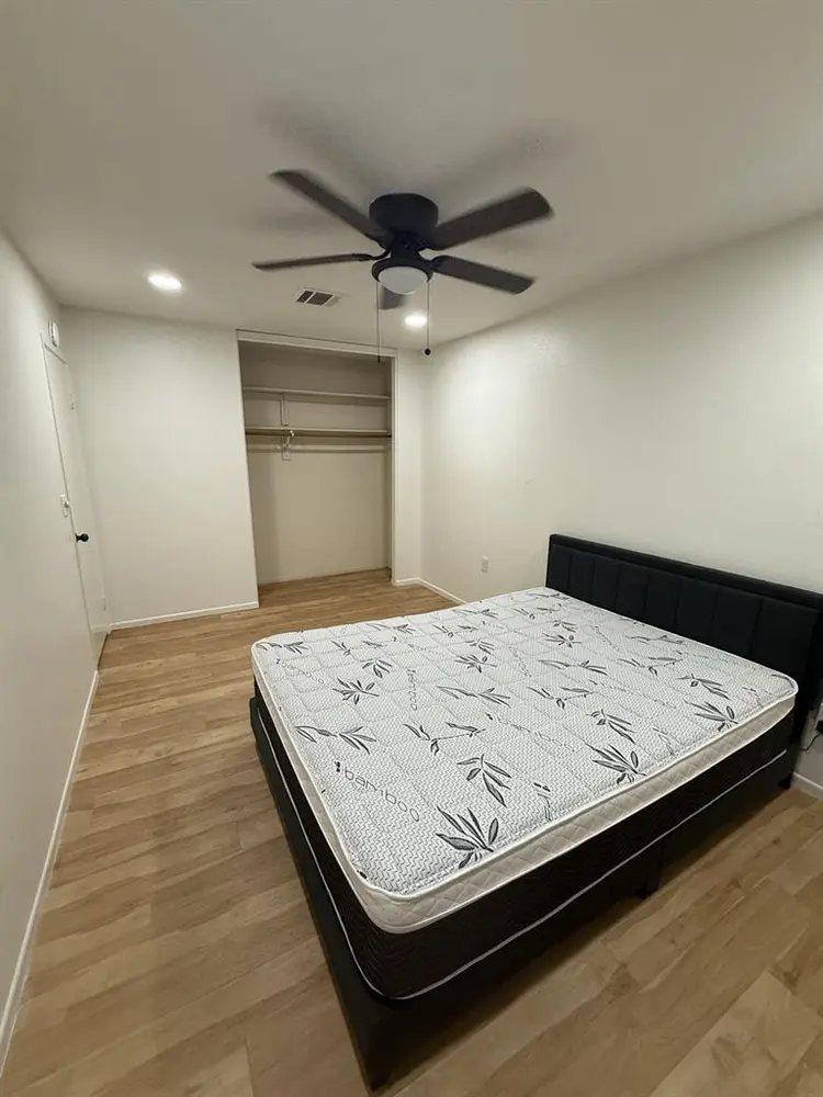 Large Room! Located in Redlands!
