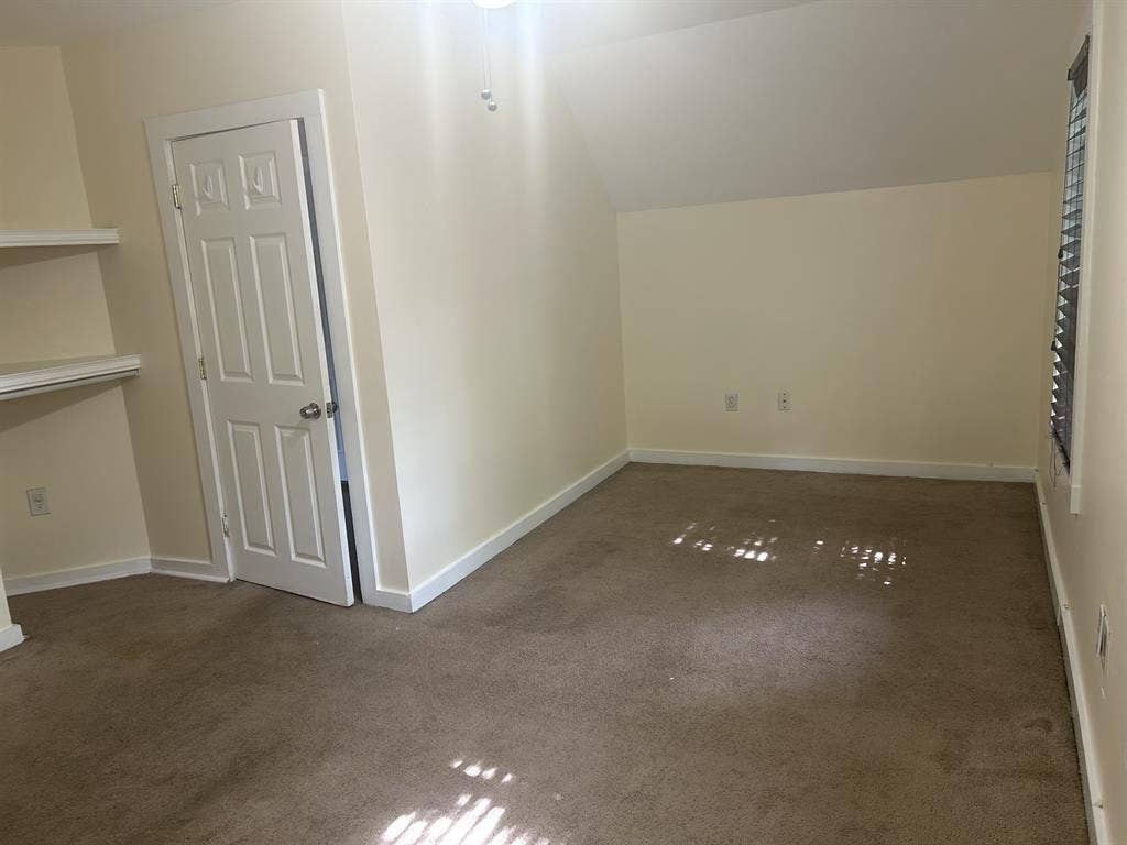 🔥 2BD/1BA AVAILABLE NOW 🔥