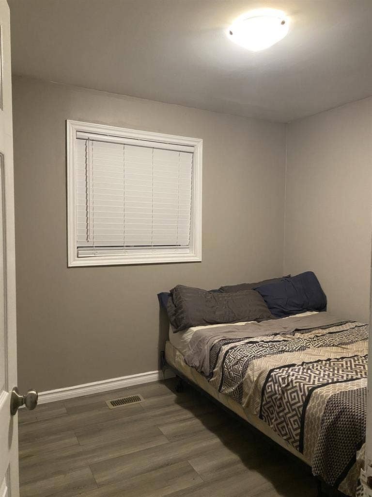Private Room - Shared House