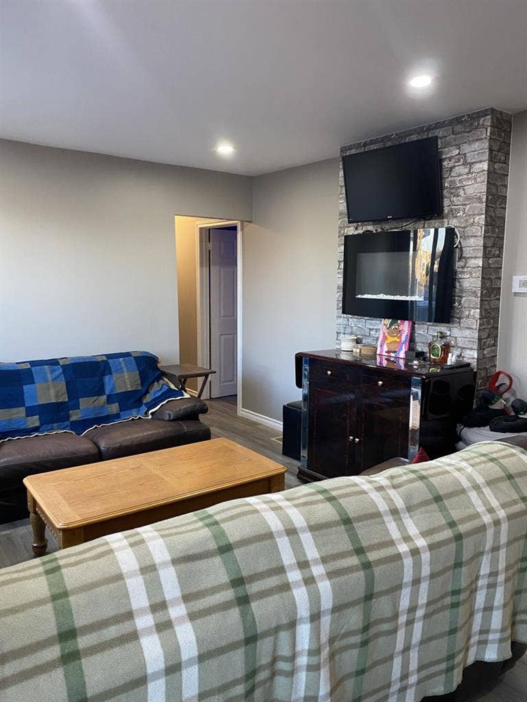 Private Room - Shared House