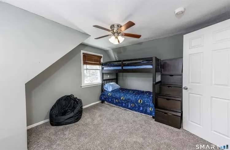 Bedrooms for rent