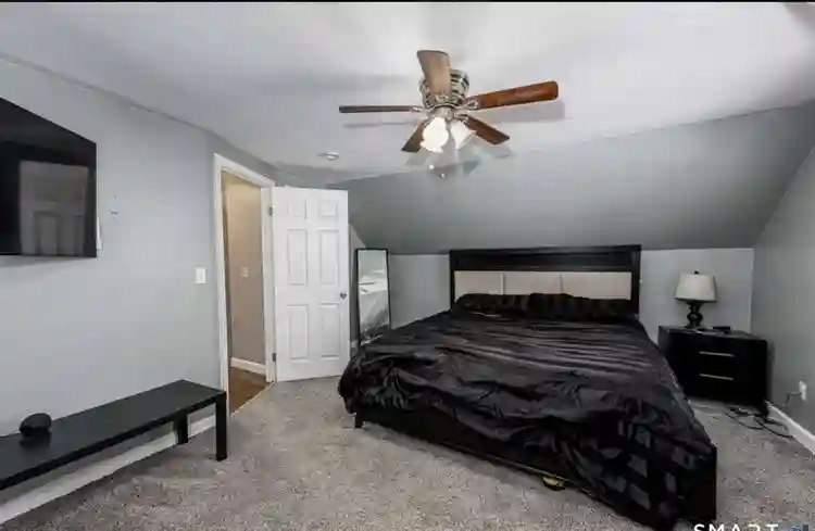 Bedrooms for rent
