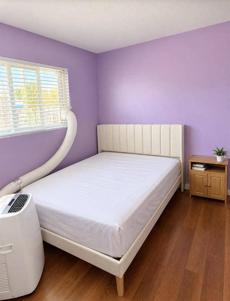 Room for $750 female roommate only!