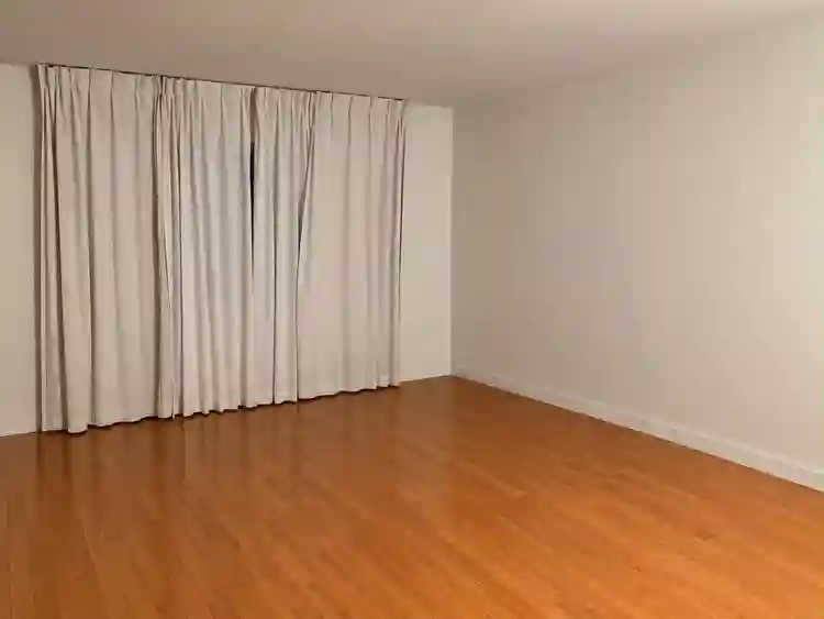 PRIVATE ROOM
