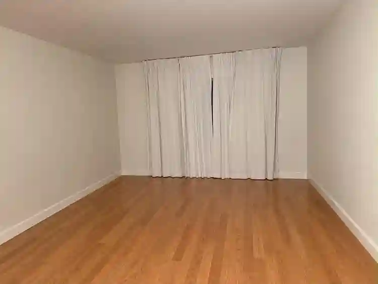 PRIVATE ROOM