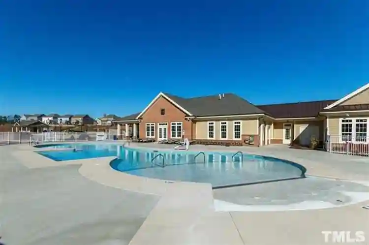 3 BR in Durham