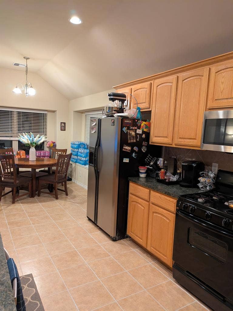 1 bd to rent in gated community