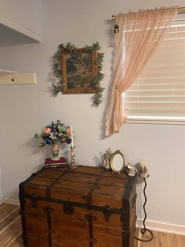 Two Cozy Fully Furnished Rooms