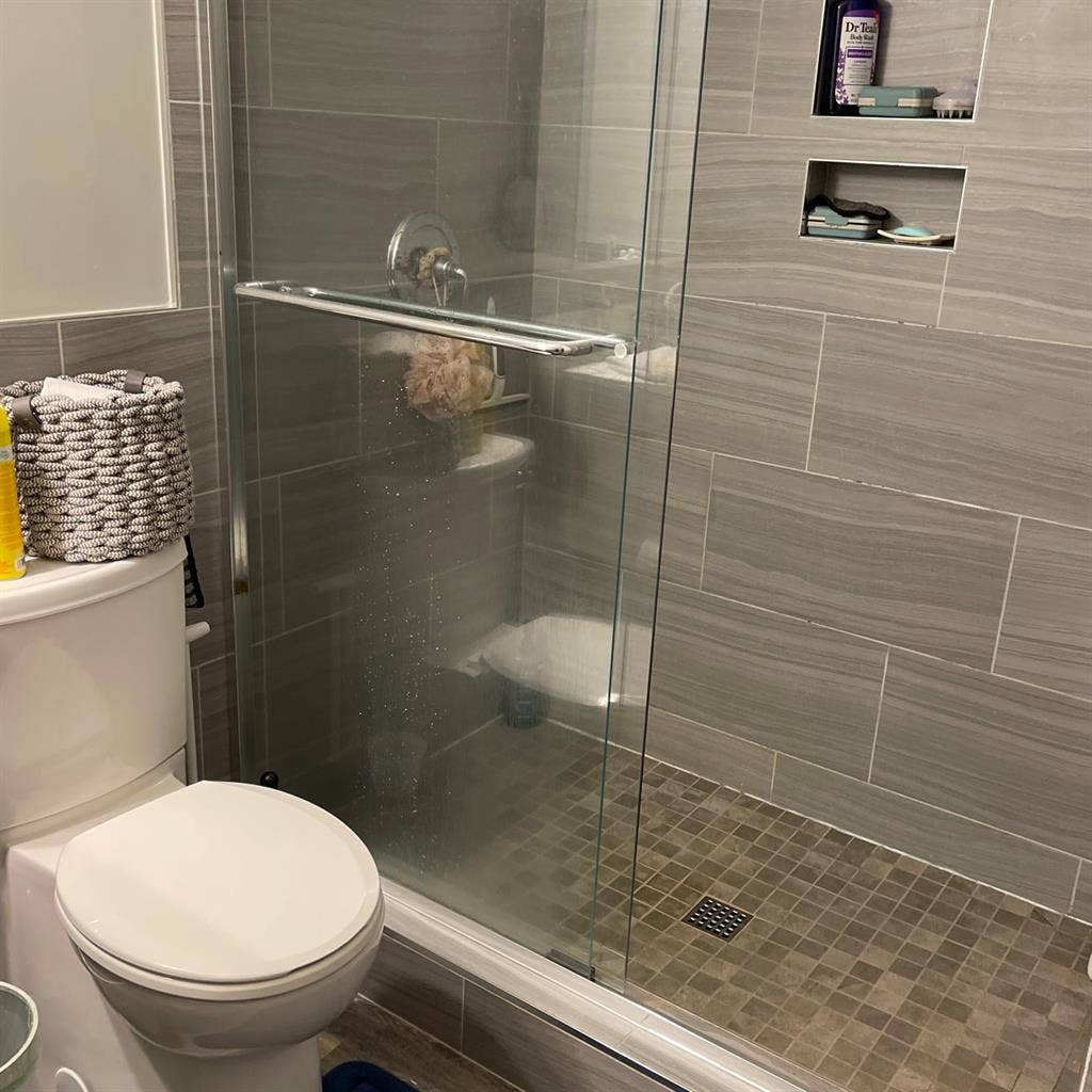 Furnished Room for RENT